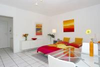 Bild 2: Zentral! Niedliches 1-Zi.-Apartment (34 qm) - (Nr. 01) (English text below)